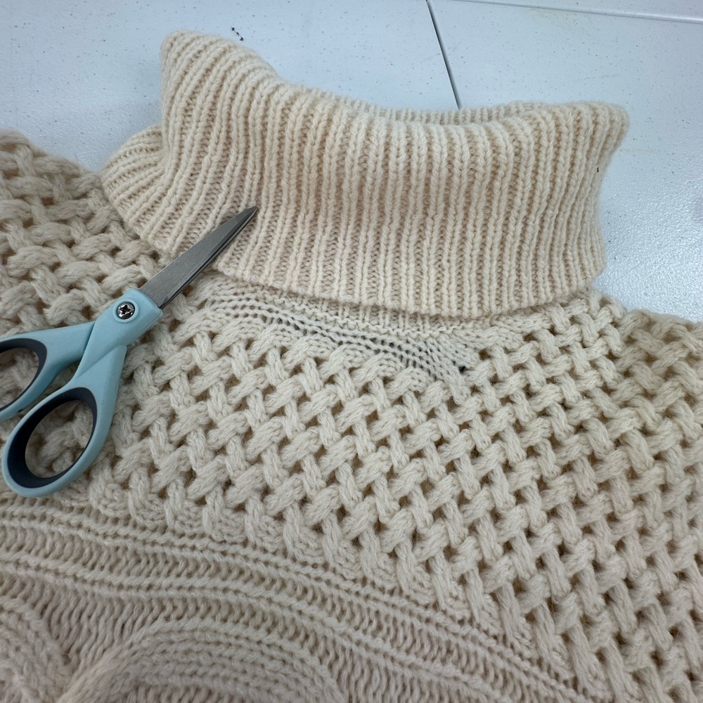 Lauren Ralph Lauren Wool Alpaca Cable Knit Relaxed Poncho Sweater Luxe Heritage - Picture 11 of 12